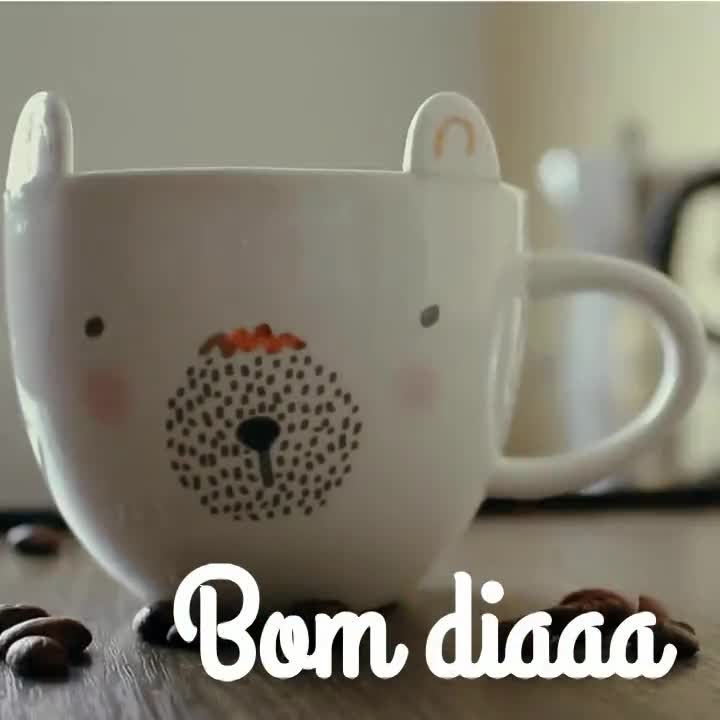 Bom diaaa, 
Que hoje tudo dê certo no seu dia
Que seu café lhe dê muita energia
Que seja cheio de muita alegria 
Que Deus seja seu protetor e seu ...