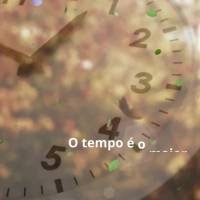 O tempo é o maior mestre da vida, ensina a apreciar cada momento e mostra o valor da paciência na construção de um futuro melhor.