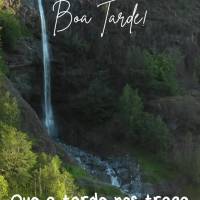 Que a tarde nos traga momentos inesquecíveis e 
muita energia positiva. Boa Tarde!