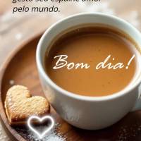 Que o café esteja quentinho, o coração em paz e que cada pequeno gesto seu espalhe amor pelo mundo. Bom dia!