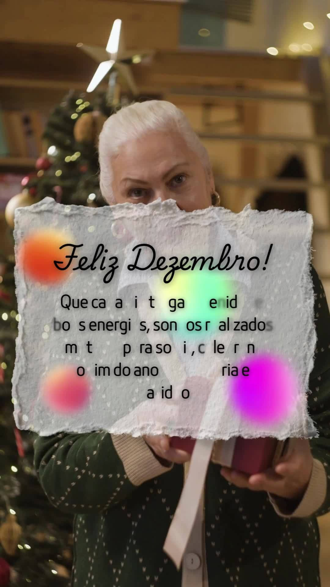 Feliz Dezembro!
Que cada dia traga serenidade, boas energias, sonhos realizados e motivos para sorrir, celebrando o fim do ano com alegria e gratidão....