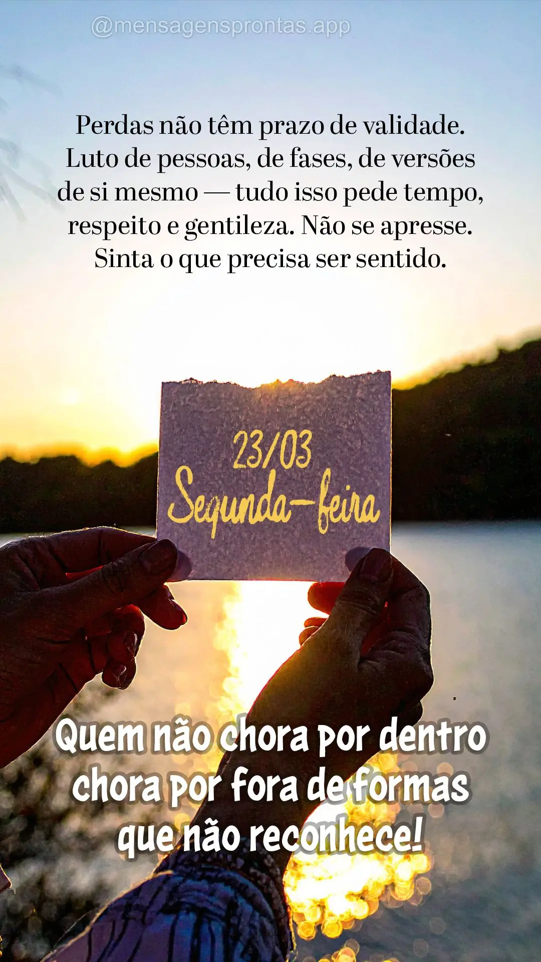 Perdas não têm prazo de validade. Luto de pessoas, de fases, de versões de si mesmo — tudo isso pede tempo, respeito e gentileza. Não se apresse. S...