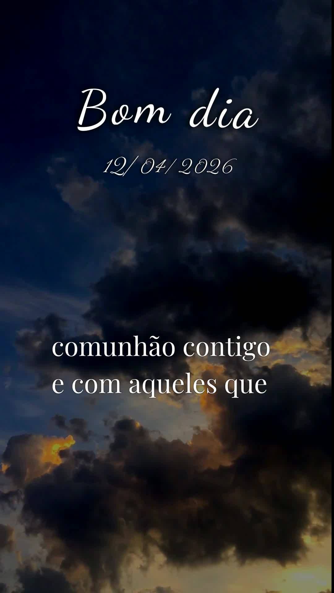 Deus, hoje é domingo, meu pai, dia doze de abril de dois mil e vinte e seis. Bom dia. Antes mesmo que o mundo ao redor desperte por completo, eu venho a...