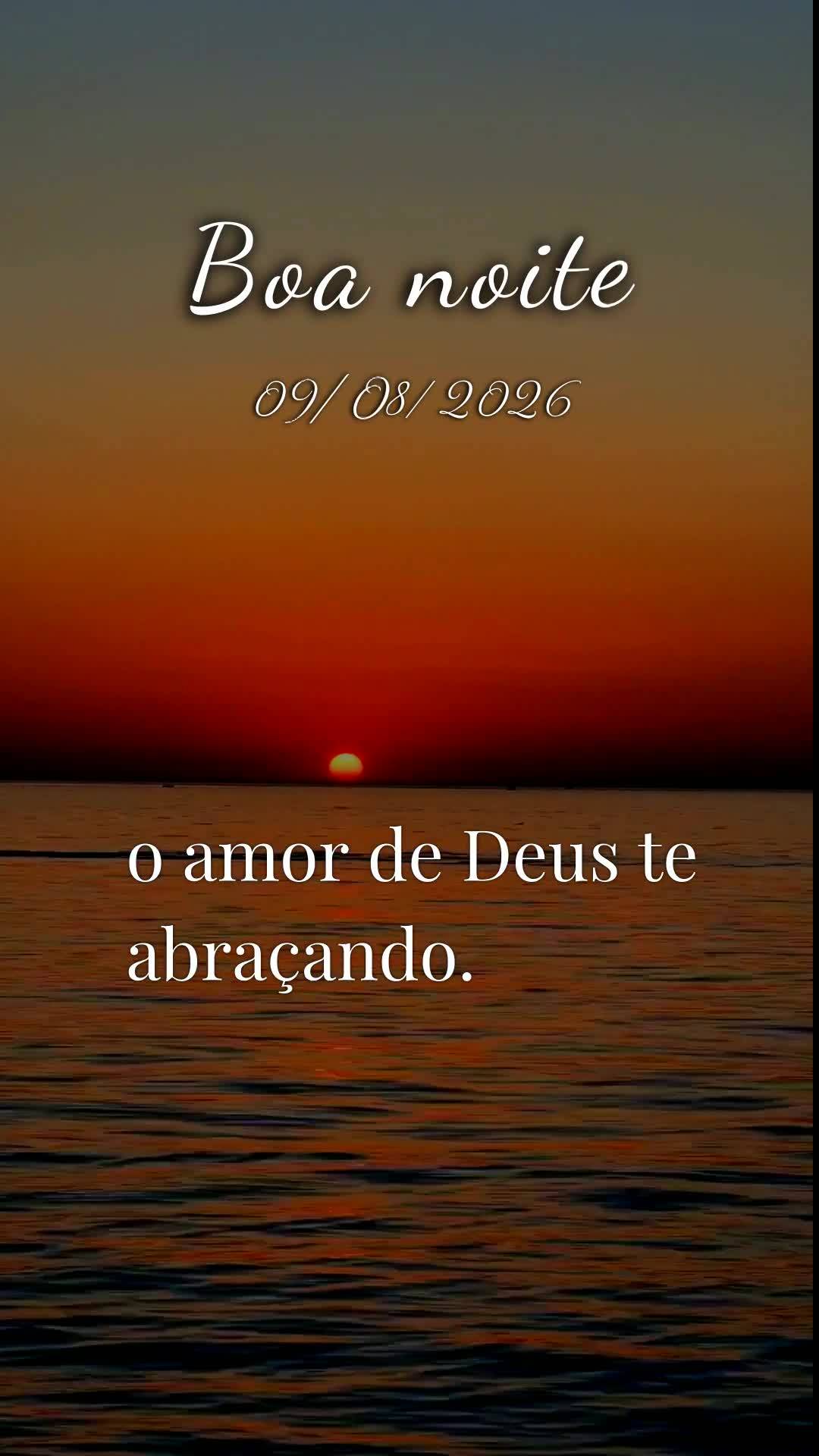 Boa noite. Neste Domingo, 9 de Agosto de 2026, quando a noite desce mansa, Deus acende as estrelas para te lembrar que a esperança nunca se apaga. Feche...