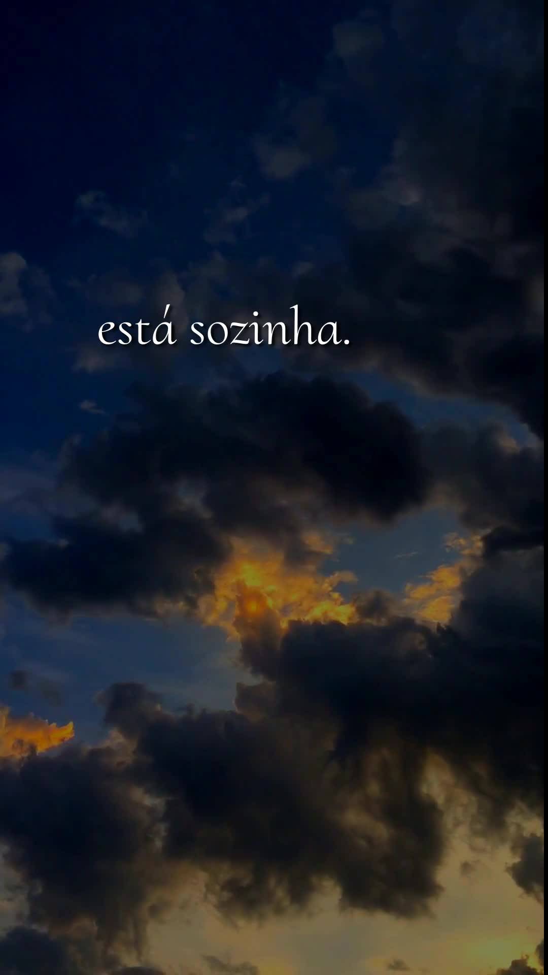 Bom dia! Meu bom dia especial neste sábado é para você, pessoa querida. Que presente lindo é poder chegar até você neste amanhecer de outono, com o...