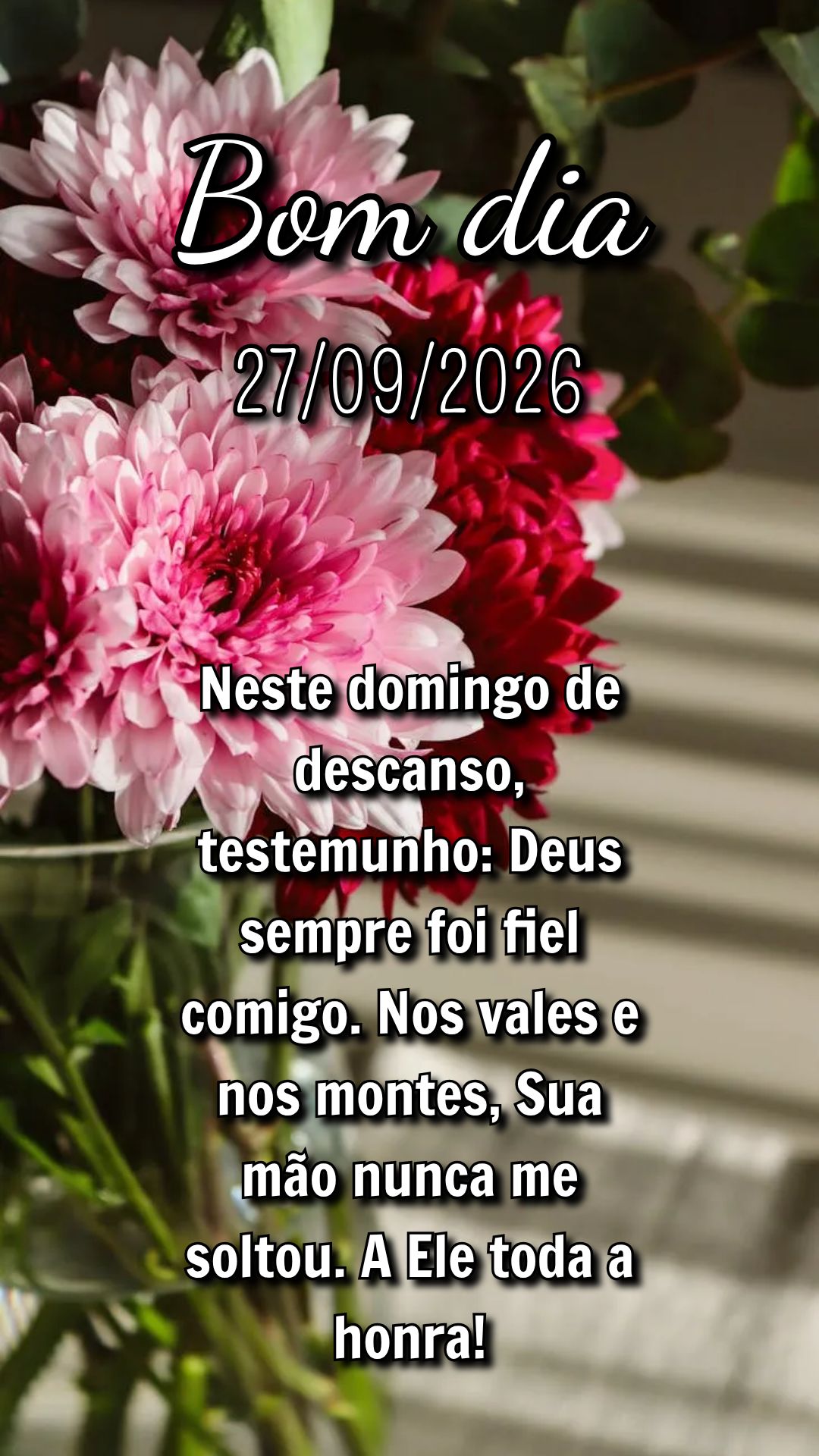 Neste domingo de descanso, testemunho: Deus sempre foi fiel comigo. Nos vales e nos montes, Sua mão nunca me soltou. A Ele toda a honra!