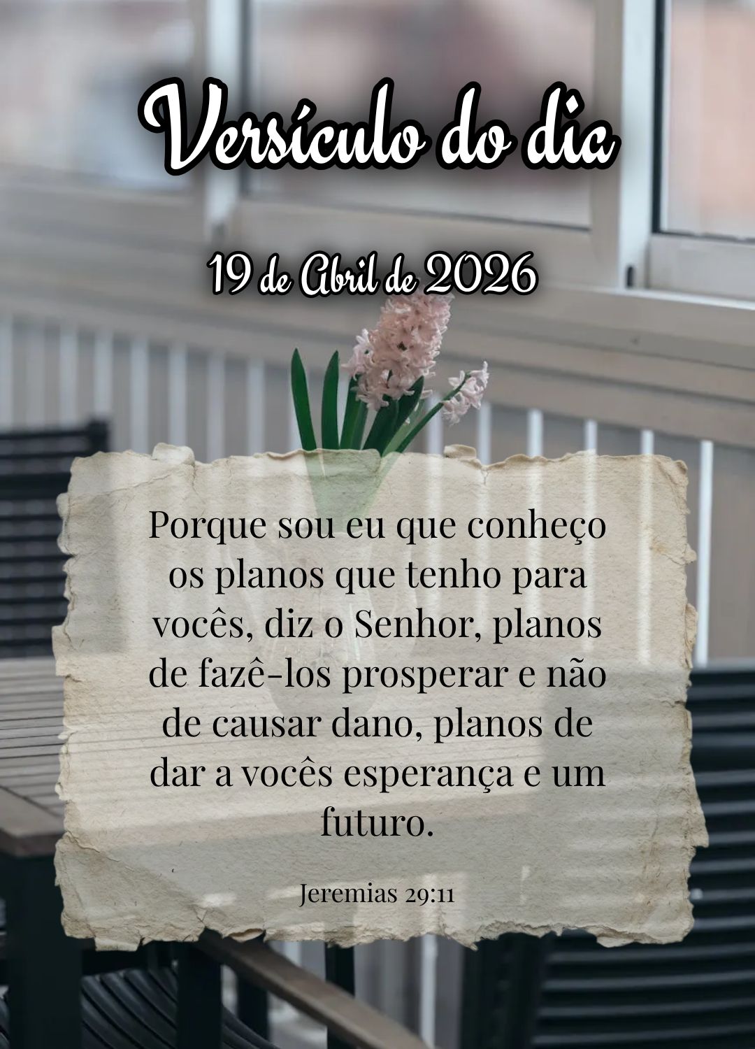 Porque sou eu que conheço os planos que tenho para vocês, diz o Senhor, planos de fazê-los prosperar e não de causar dano, planos de dar a vocês esp...